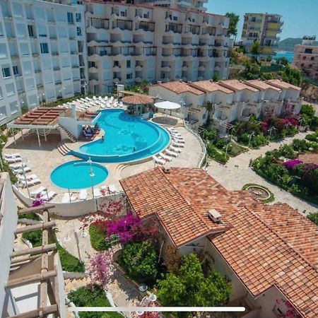 Villa 23 On The Bay Sarande Bagian luar foto