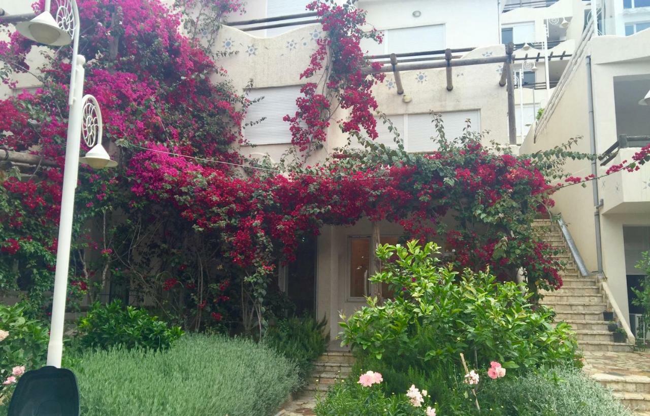 Villa 23 On The Bay Sarande Bagian luar foto